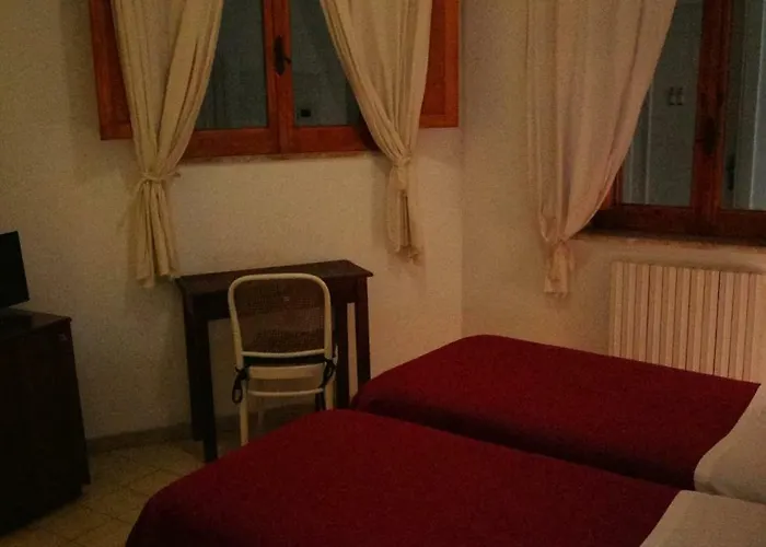Guest house Visitponza - Le Stanze Sulla 3*