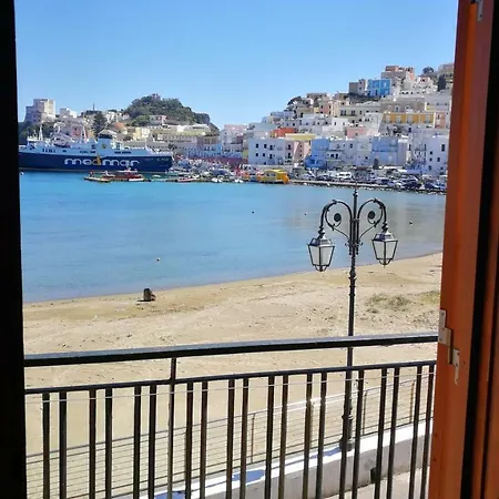 Visitponza - Le Stanze Sulla